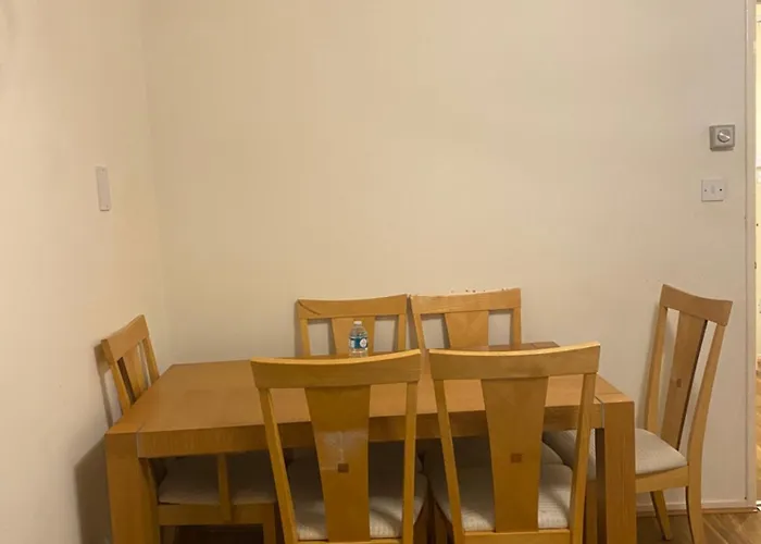 Lovely, Spacious 1-Bedroom With *Free Parking